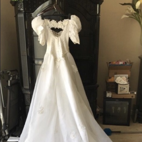 Dresses & Skirts - PRICE DROP!❤️Wedding dress + veil! exquisite detail to design your own gown!!!